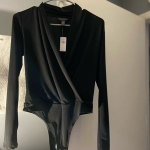 New with tag banana republic bodysuit in black